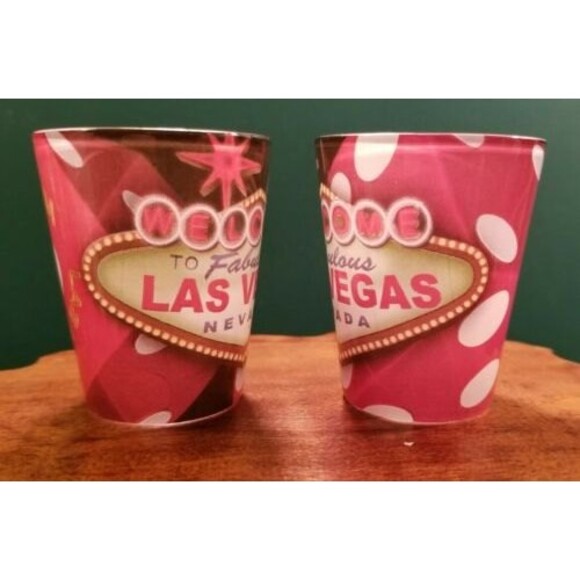 2 Fabulous Las Vegas Nevada Sign with Dice Souvenir Shot Glasses - Picture 2 of 3